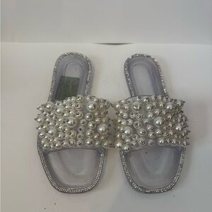 Jessica Simpson Pearl Embellished Clear Gel Slides Sandals